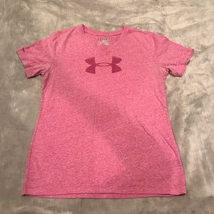 Under Armour T-shirt